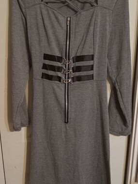 Source Unknown Gray Long Sleeve Zip-Front Dress with Decorative Straps